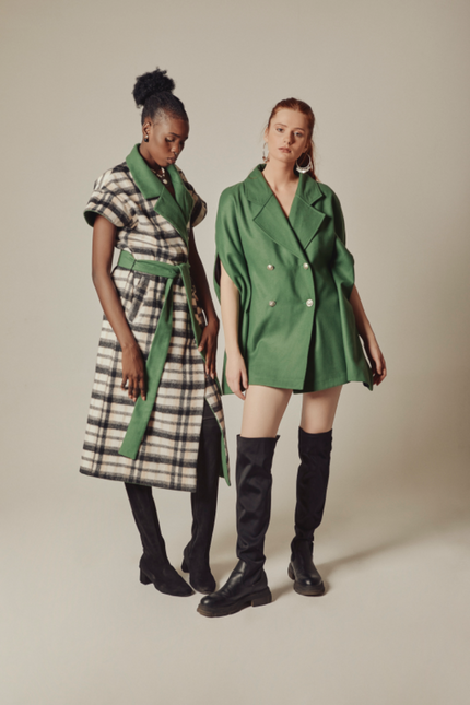 wool multi buttons cape