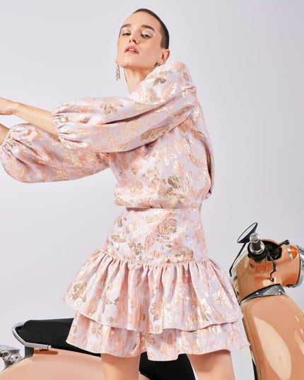 Top with puffy sleeves