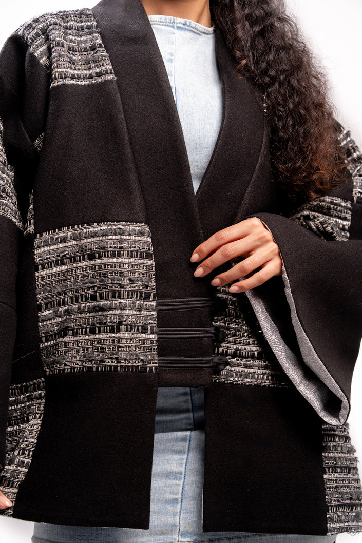 Black Pearl Short Kimono