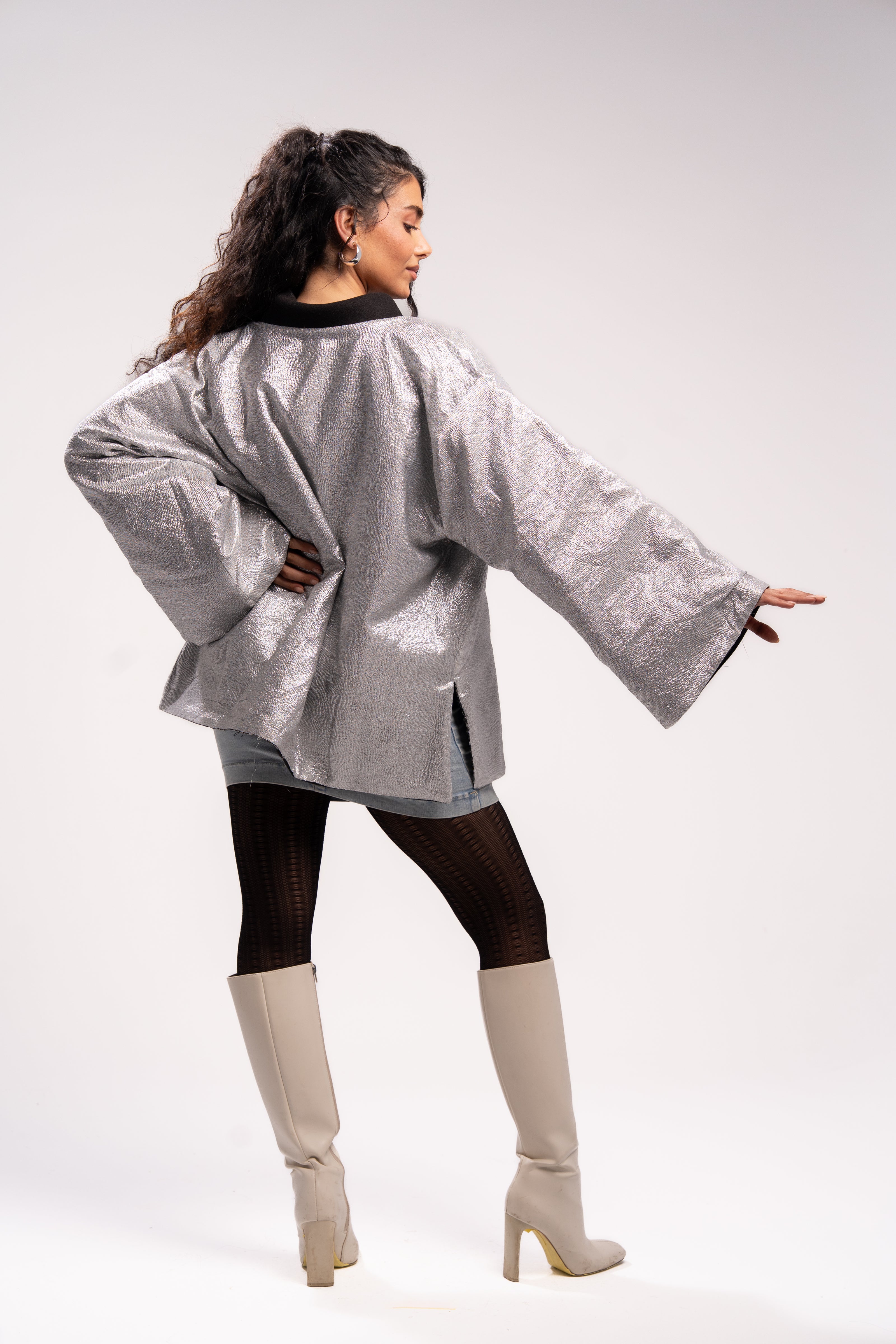 Black Pearl Short Kimono