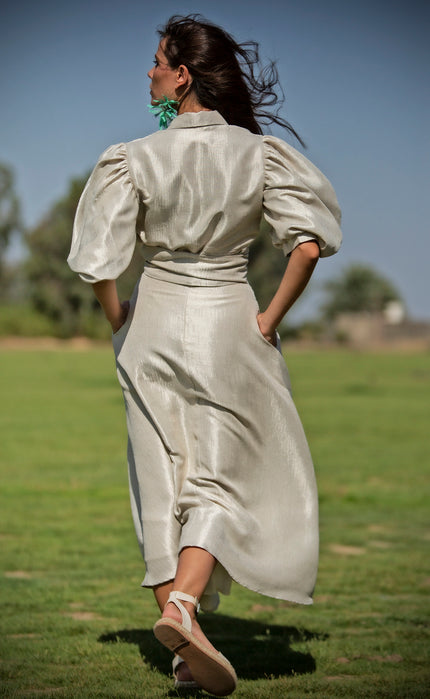 Long skirt with waist pleats